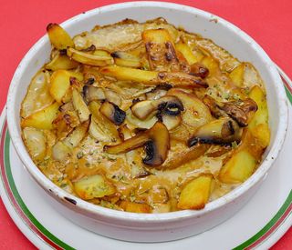 Patatas Gratinadas Funghi 
