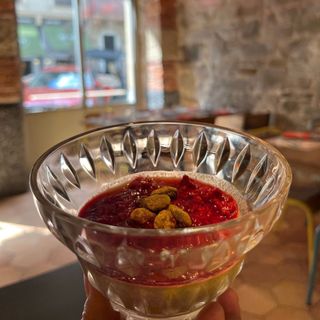 Panna Cotta De Pistacchio Y Frambruesa