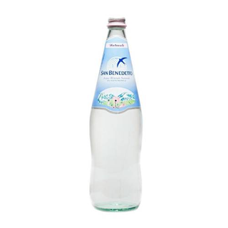 Acqua naturale