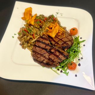 Antricot maturat 30 zile cu ciupercute de padure