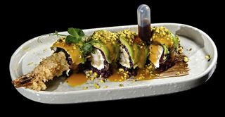 Uramaki Black Dragón (4 Pzas.)