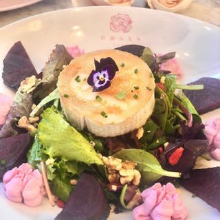 Ensalada Queso De Cabra