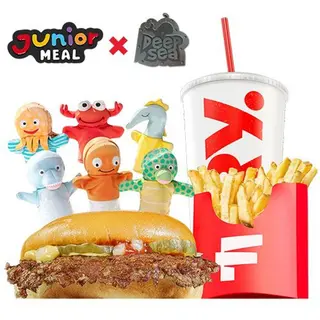 M Junior Meal Hamburger