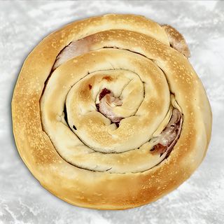 Pita sa nadevom od šumskog voća