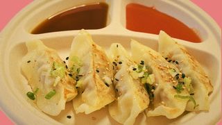 Ravioli di maiale alla piastra