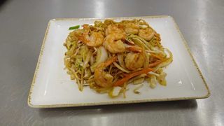 Massa Salteada com Gambas