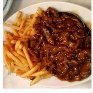 106. Ternera Con Patatas Fritas