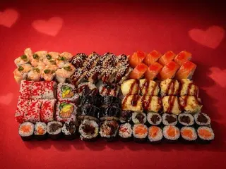 Zestaw All in love (64 szt) (1680g)