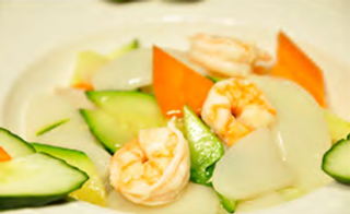 Gnocchi di riso, verdure e gamberi