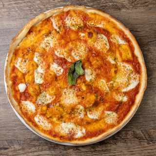 Pizza Napolitana (Familiar)