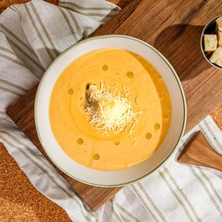 Supă cremă cu bacon și ciuperci