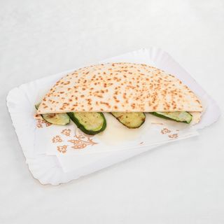 Piadina zucchine grigliate e pecorino