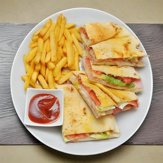 Sendvič sa šunkom  400gr