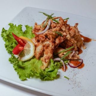 Puu nim pad prik thai dum