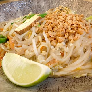 Pad Thai. Fideos de arroz Thai