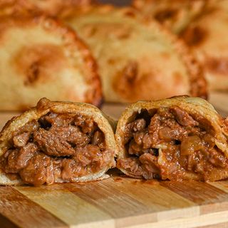 Empanada de Carne a Cuchillo (Delivery)