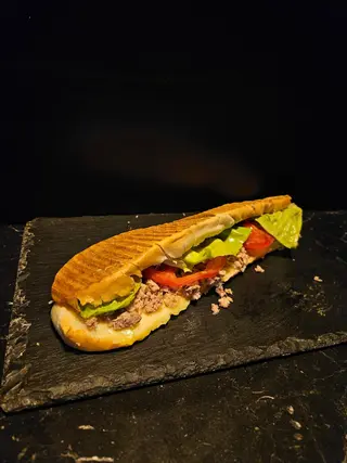 Tuna sendvič