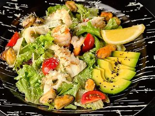 Салат з морепродуктами (275 г)