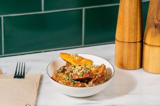 Cartofi de casa cu parmezan