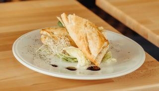 Z łososiem wędzonym