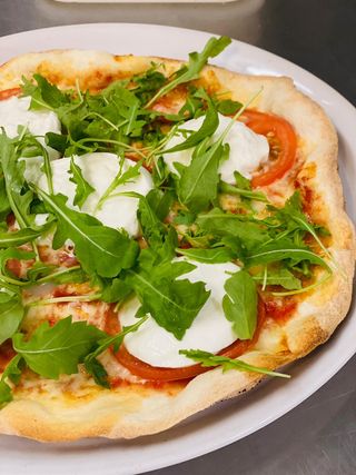 Pizza Caprese
