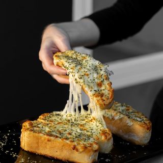 Pan Cristal de Ajo con Queso