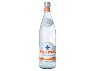 Acqua naturale
