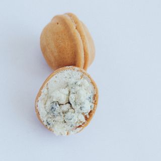 Горішок з сиром Дорблю (30г)