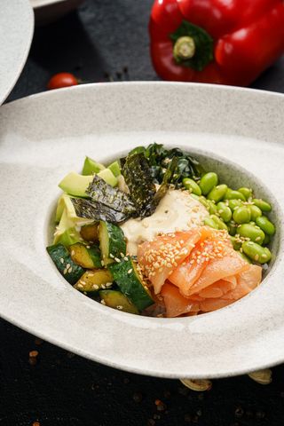 Поке боул с лососем (350г)