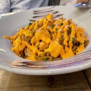 Fideos tostados con langostinos (plato)