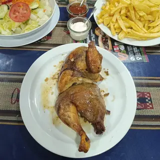 Medio pollo ala brasa 