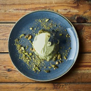 Panna Cotta Casera con Pistacho