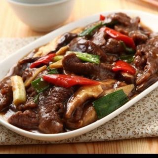 Ternera Con Salsa De Ostras