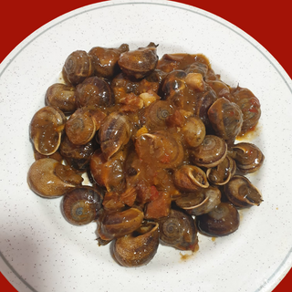 Caracoles en salsa