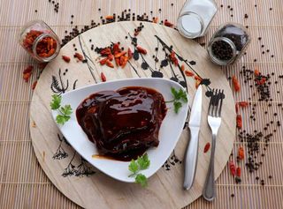 Coaste la cuptor cu sos bbq