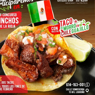 Tacos de morro con chile guajillo