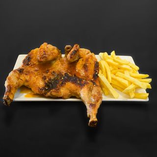 Frango inteiro com Batata Frita