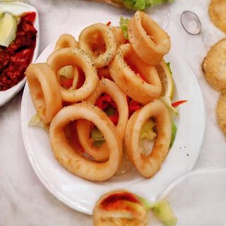 Ración De Calamares A La Romana
