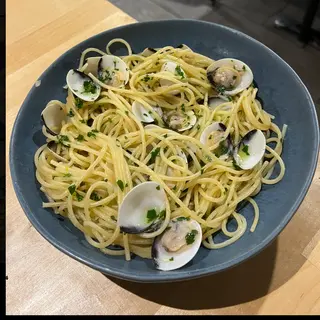 Spaguetti Con Almejas