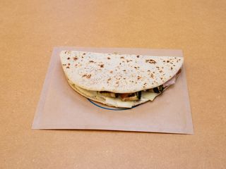 Melanzane grill con stracchino, grana, lattughino