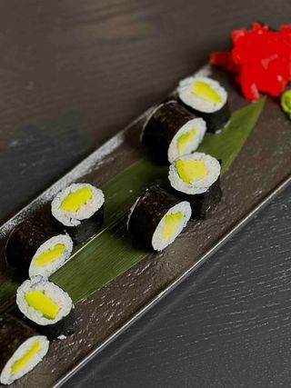 Макі авокадо