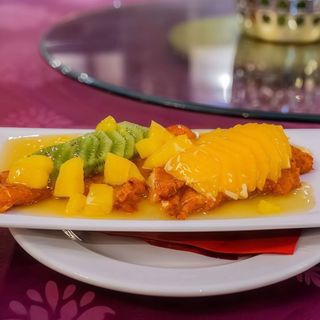 Crispy Duck with Tropical Fruit Sauce