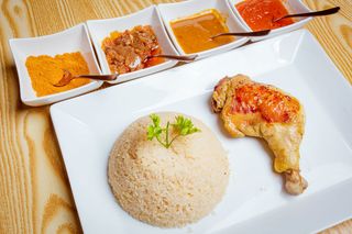 Grilled Free-Range Chicken avec Attiéké 