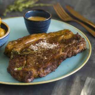 Entrecot de ternera Rubia Gallega a la brasa