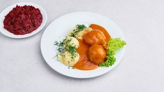 Klopsiki wieprzowe w sosie pomidorowym 2szt