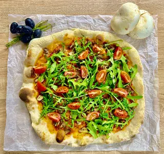 С РУКОЛЛОЙ/ CU RUCOLA