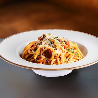 Linguine Ragu Black Wolf