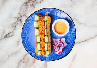 Sushi Dog  z tatarem z łososia