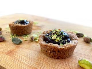 Cosulete vegan cu tahan de migdale