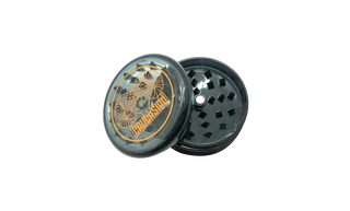 კავკასიური პლასტმასის გრაინდერი - Caucasian Plastic Grinder